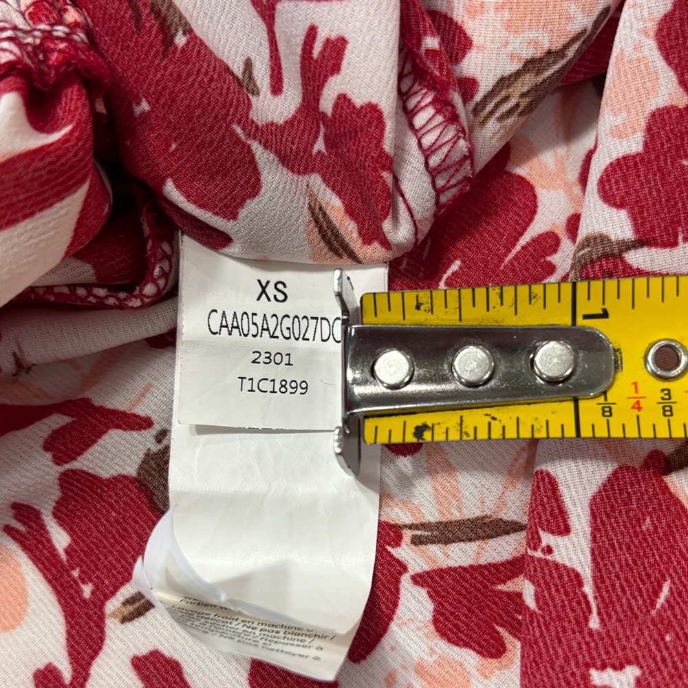 Cupshe island sun floral Ref & White Smocked V-Neck Long Sleeve Midi Dress - Picture 13 of 15